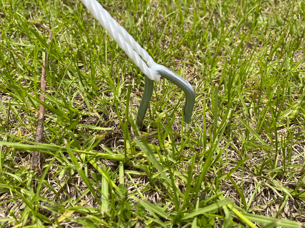 Pegs and rope for a marquee